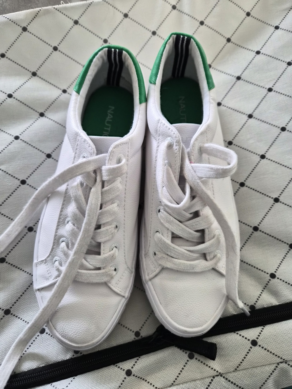 Nautica White Leather Sneakers with Green Heel and Insole